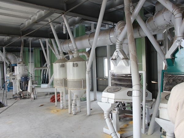 <a href=http://m.dlyrkj.cn/product/6/ target=_blank class=infotextkey>玉米深加工機(jī)械</a>